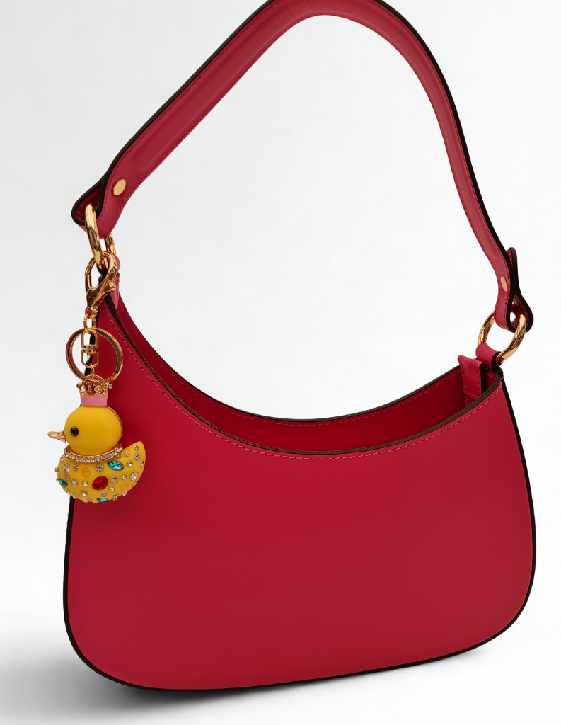 🔑 Porte-clés de sac – L’accessoire pratique et stylé
Ajoute une touche d’élégance à ton sac avec un porte-clé original ! Qu’il soit coloré, minimaliste ou fantaisie, notre sélection de porte-clés s’adapte à tous les styles. Pratique et tendance, c’est l’accessoire parfait pour apporter du caractère à ton sac tout en gardant tes clés à portée de main.